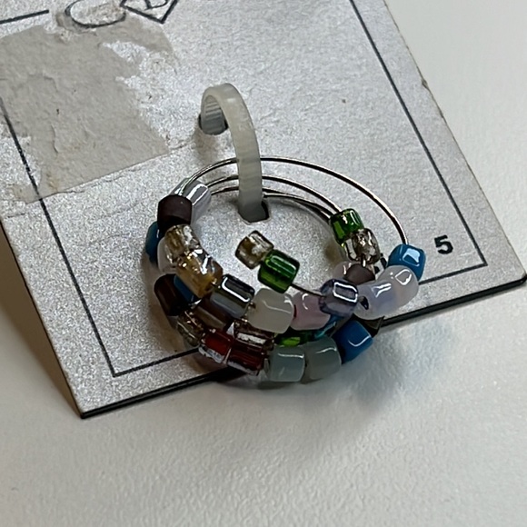 CBC Silver Wrap Around Ring w/ Multi-Color Beads, Size 5, NWT! - Picture 2 of 3